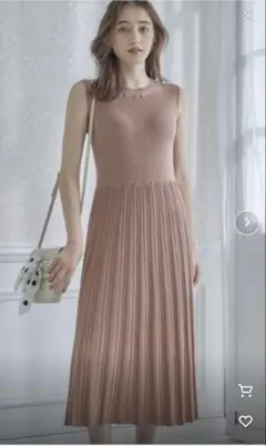 新品タグ付き！定価11,000円　ニットワンピ