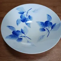鍋島色絵椿繋文七寸皿 佐賀県 旧家 蔵出し品 - メルカリ