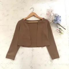 上品✨フォクシー ボレロ カーディガン キャメル 七分袖 40 日本製のサムネイル