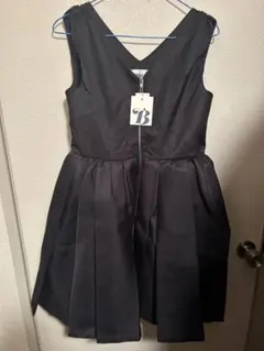 【新品・未使用】Bibiy. ネイビー ノースリーブワンピース