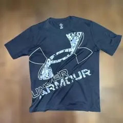 UNDER ARMOUR カモフラロゴ Tシャツ