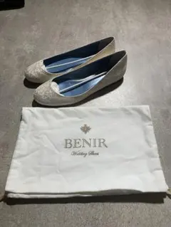 BENIR ウェディングシューズ フラットパンプスのサムネイル