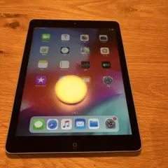 Apple iPad Air 第一世代のサムネイル