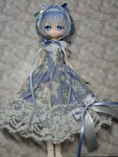 手作り♪細身1/12*ぷちロリィタなワンピ*ユリ柄(くすみ水色)*小物追加可能のサムネイル