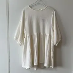 お値下げ　♦︎新品♦︎６分袖ペプラムチュニックのサムネイル