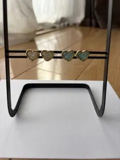 【海外セレクト】ハート型　ピアス 　白　キラキラ