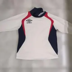 umbro ハイネック長袖シャツ 140サイズ