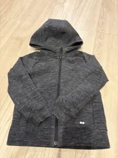 ダークグレー フード付きパーカー　UNIQLO
