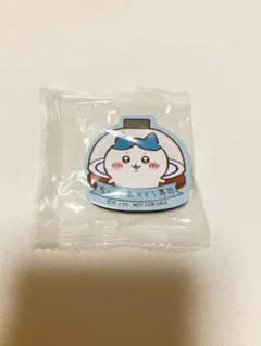 くら寿司　ちいかわコラボ ・ハチワレ、ラッコのマグネット 2点セット