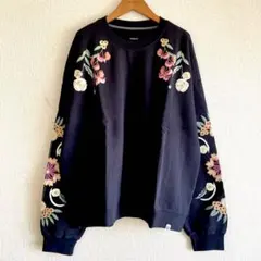 【新品】Desigual 花柄プリント 刺繍 スウェット 黒 XL トレーナー