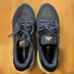 【未使用】アディダス ランニングシューズ SUPERNOVA