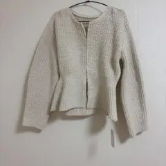 mystic メランジペプラムカーディガン