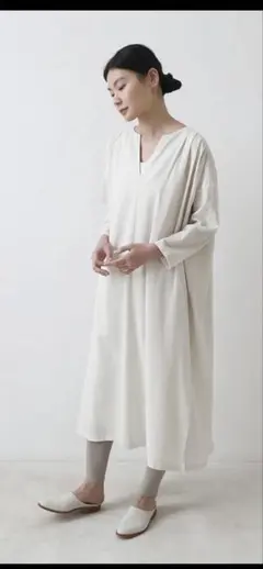 ◾️出品は今月末まで◾️⭐️未使用⭐️evamevaプレスウールワンピース evameva (エヴァムエヴァ) wool flare one piece / ウールフレア