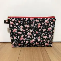 薔薇柄 黒 20センチ ポーチ
