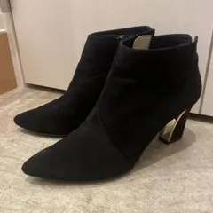 LANVIN ランヴァン　ポインテッドトゥ ショートブーツ ブラックのサムネイル
