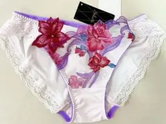 Item thumbnail for item b71a0b5e-3e9d-4cfa-92e9-8e8b41e8438c