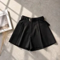 N125 ヘザー ショートパンツ 定番 美脚 ベルト付 S 黒 春夏のサムネイル