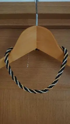 ヴィンテージ風 ツイストネックレス