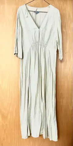 ZARA リネン 100% ライトグリーン　マキシワンピース　Vネック　M