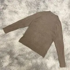 『DISCOAT』ディスコート　長袖ハイネックニット　セーター　タイト　ブラウン