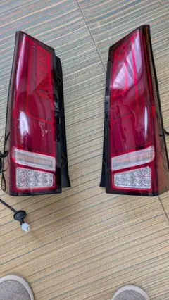 ランボルギーニガヤルド2007年型新品テールランプ 新品未使用品 ランボルギーニガヤルド2007年型新品テールランプ 新品未使用品 - メルカリ