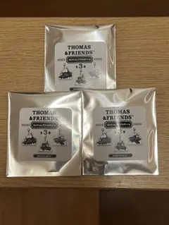 未開封　きかんしゃトーマス　コレクションアクリルチャーム　3点セット　サンリオ