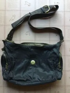 Kipling キプリング ショルダーバッグ モンキーチャーム付 ﻿