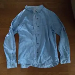 水色　カジュアルシャツ