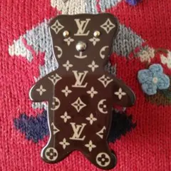 Louis Vuitton ベアモチーフ ブローチ。正規品。即購入はできません。のサムネイル