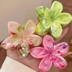 花型アクリルヘアピン3個セット