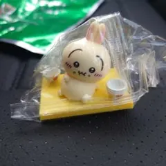 松屋　ちいかわ コラボ　うさぎ　オリジナルフィギュア