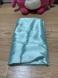 コスチュームサテン　淡い緑