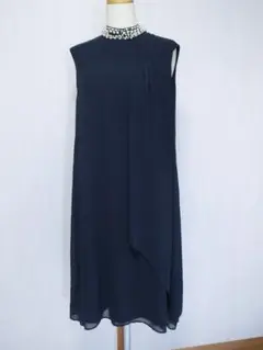 EMOTIONAL エモーショナル ドレッシーズ　紺のシフォンのワンピース 40