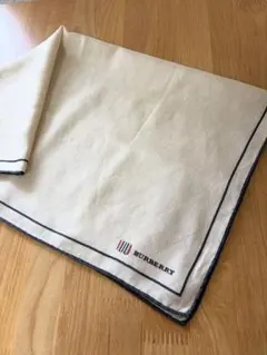 Burberry バーバリー ロゴ刺繍 レディースハンカチ