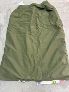 新品RODEOCROWNSリバーシブルオリーブ色フラワープリントスカート