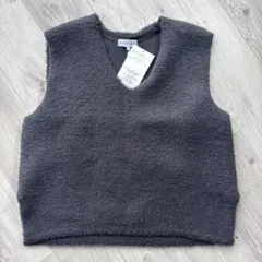 新品　しまむら　　シーズンリーズン　プードルボアベスト　Lサイズ