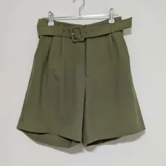 ベルト付き ショートパンツのサムネイル