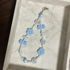 ハンドメイド　ビーズストラップ　ビーズキーホルダー　チャーム　ブルー　青　水色