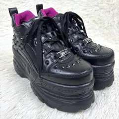 ヨースケ、YOSUKE 30、厚底スニーカー、地雷系、スタッズ、黒
