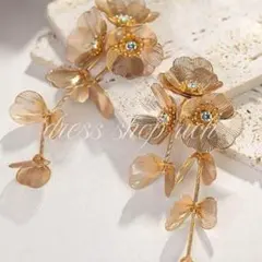 ブライダル　前撮り　二次会　挙式　お色直し　大ぶり　お花　ゴールドフラワー