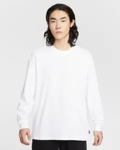 ナイキ スポーツウェア プレミアム エッセンシャル ロングスリーブ Tシャツ
