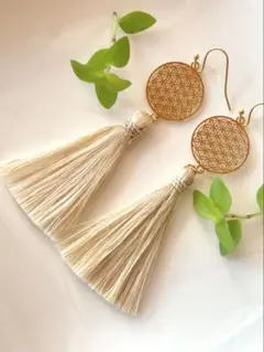 精麻タッセルピアス　フラワーオブライフ☆gold color