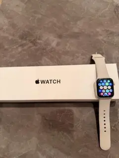 Apple Watch SE 第2世代 40mm GPS MNJP3J/A