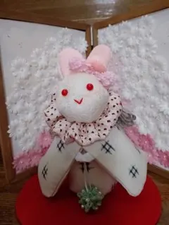 ちりめん細工 綿帽子の花嫁さん - メルカリ
