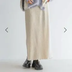 LOWRYS FARM シャイニーベロアタイトスカート