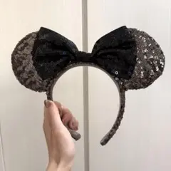 ミニー耳カチューシャ 黒とグレージュ　スパンコール