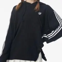 アディダス　サイド フリル付き スリット フーディー パーカー フリル　2XL