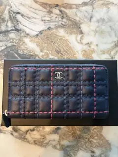 未使用　CHANEL シャネル 長財布 ラウンドファスナー　ステッチ　ラムスキンのサムネイル