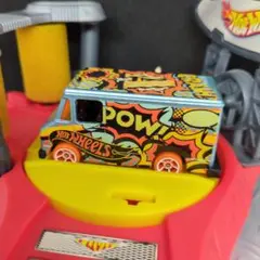 ホットウィール コンバット メディック