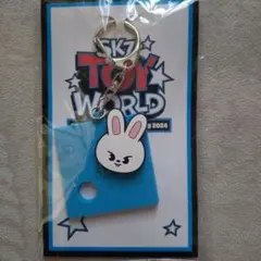 StrayKids SKZ TOY WORLD FCオンラインくじ フォクシニー - メルカリ